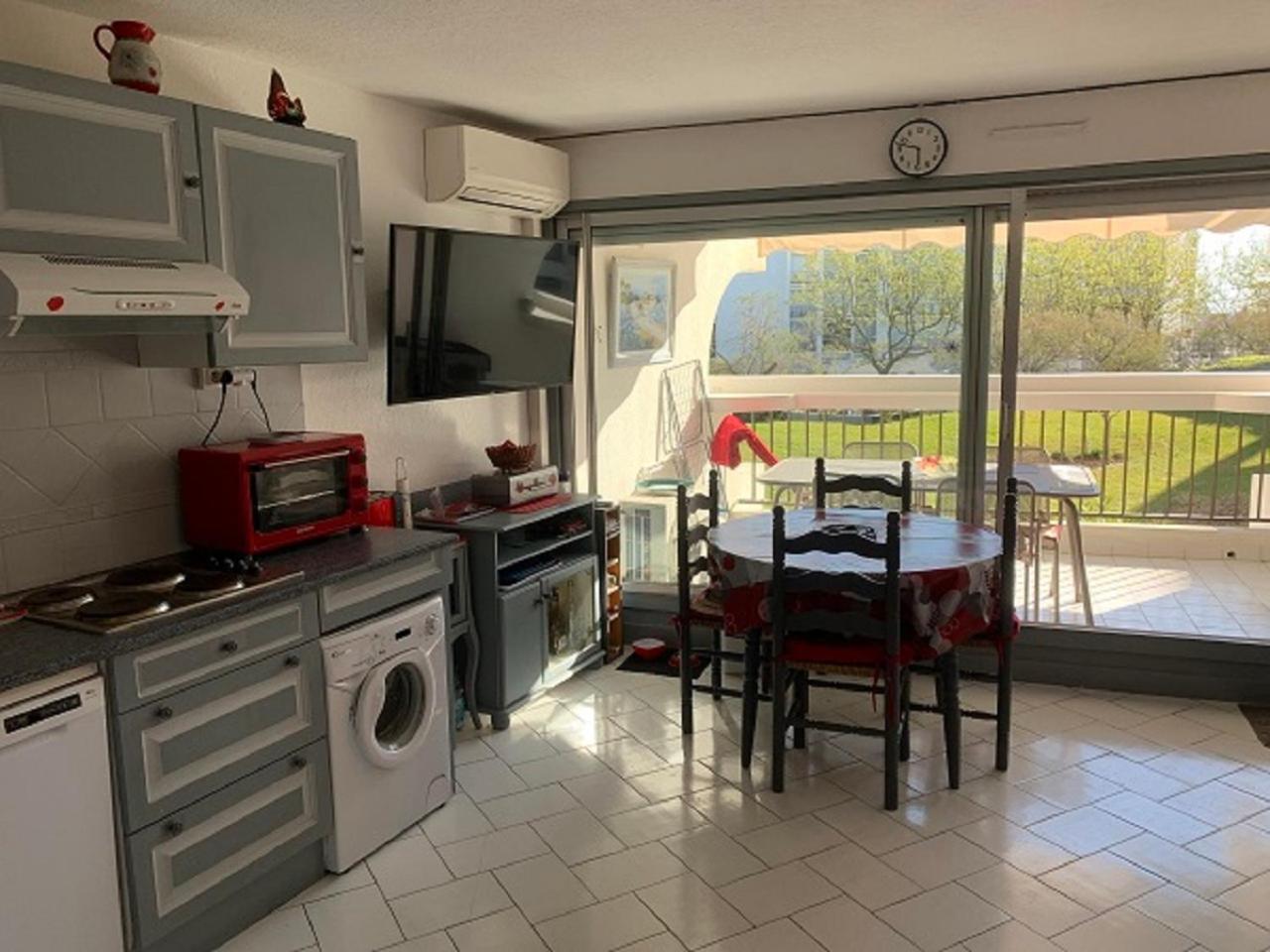 Vittoria Immobilier 3 - Reglement Sur Place - Cheques Vacances Acceptes La Grande-Motte Rom bilde